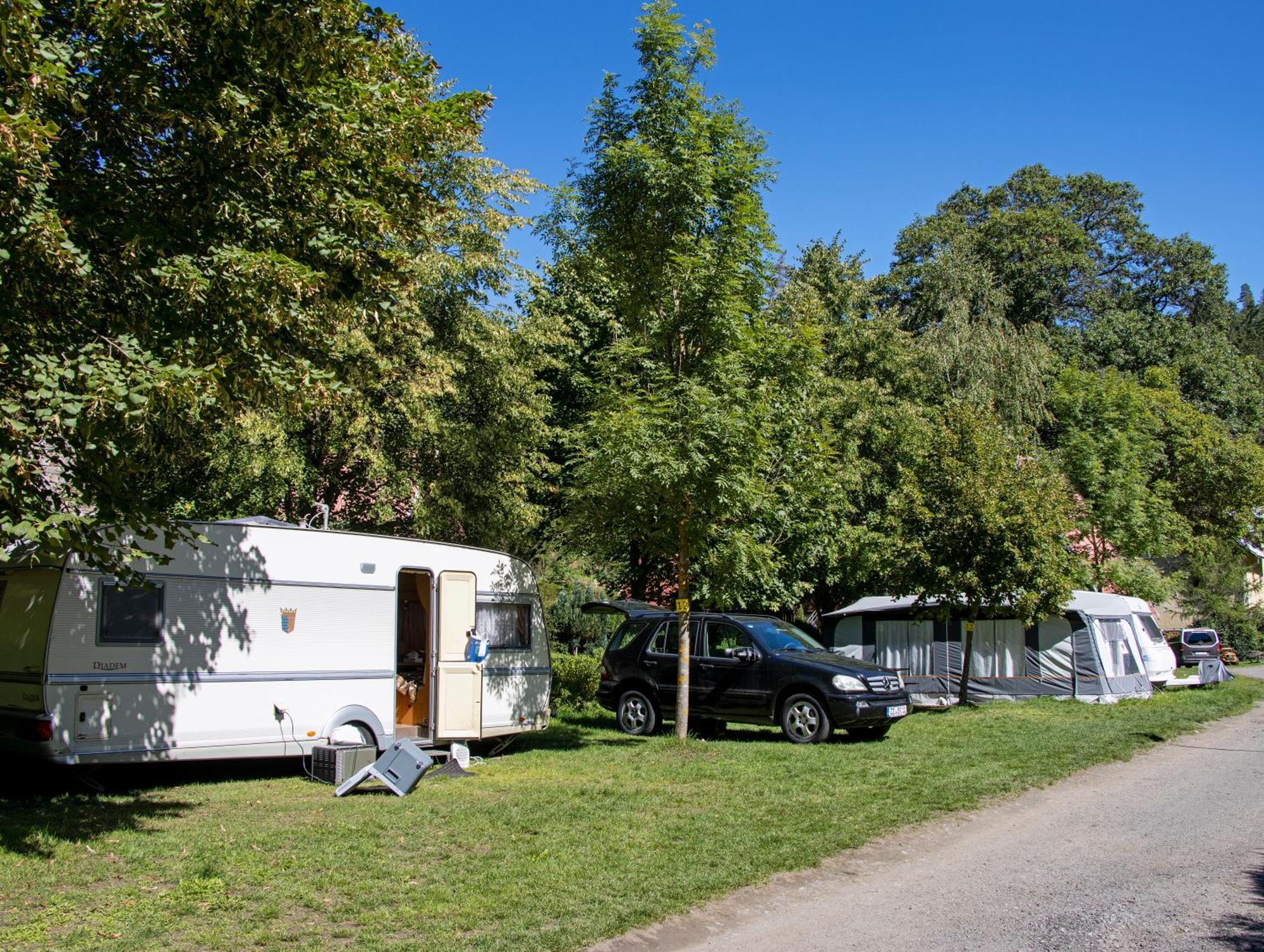 Отель Camping Karolina Плана Экстерьер фото